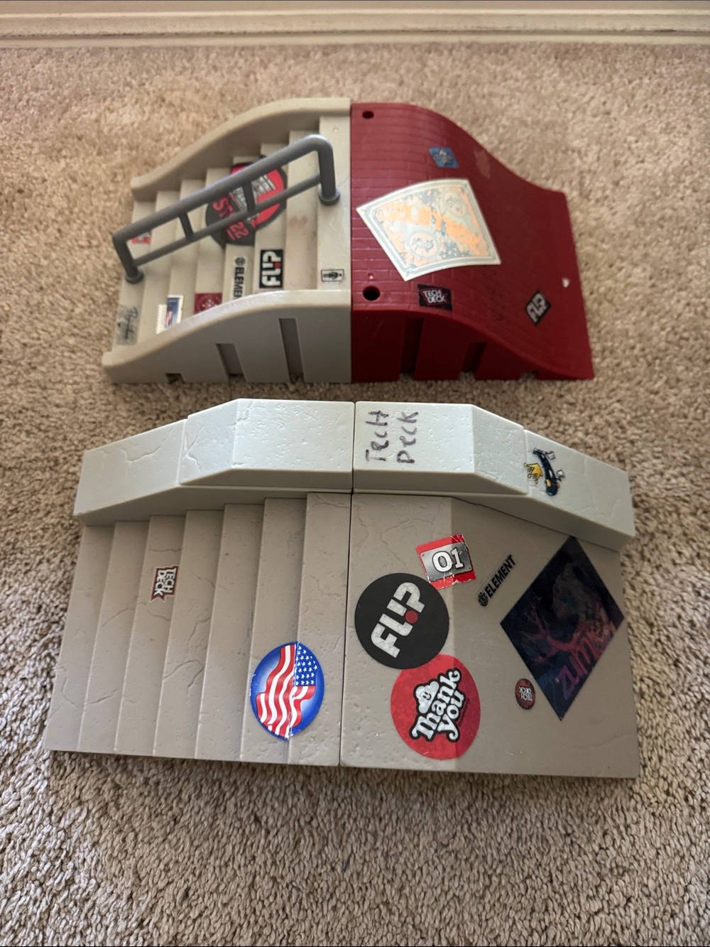 Mini Skate Park Playset - Red and Light Gray by